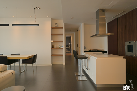 Condo in Bangkok, Thailand, 3 bedrooms № 188249 - photo 4