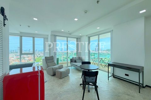 Studio dans le Condo à Pattaya, Thaïlande  № 198675