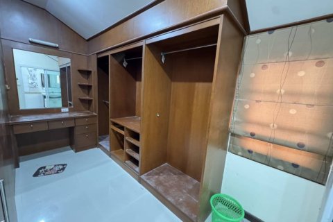 Maison à Pattaya, Thaïlande 4 chambres № 172928 - photo 10