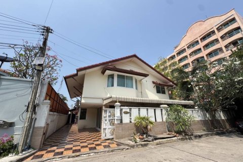 Maison à Pattaya, Thaïlande 4 chambres № 172928