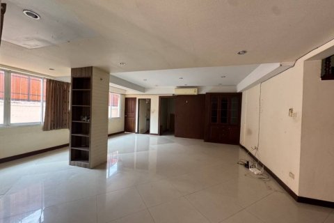 Maison à Pattaya, Thaïlande 4 chambres № 172928 - photo 6