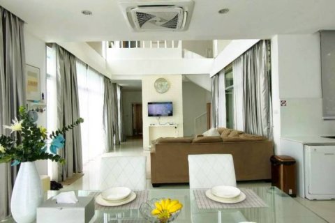 Villa à Sattahip, Thaïlande 3 chambres № 172929 - photo 5