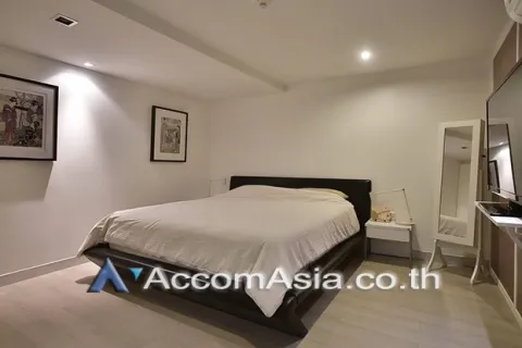 Condominio de 3 dormitorios en Khlong Toei, Bangkok, Tailandia № 215615 - foto 4