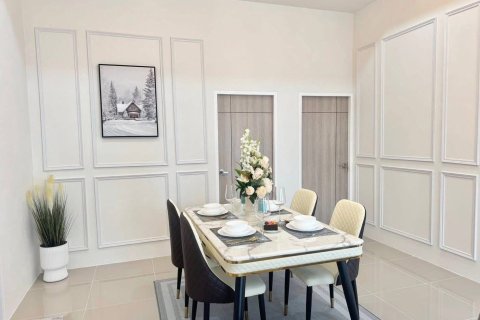 Villa in Pattaya, Thailand 3 bedrooms № 156844 - photo 7