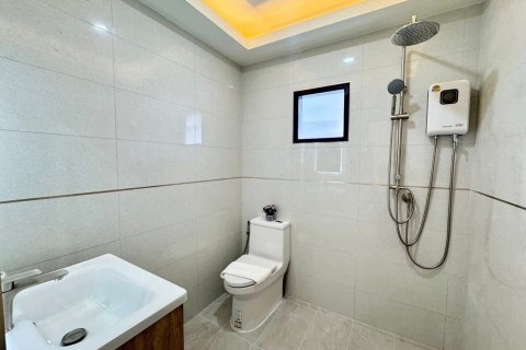 Villa in Pattaya, Thailand 3 bedrooms № 156844 - photo 22