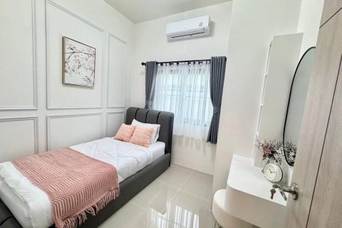 Villa in Pattaya, Thailand 3 bedrooms № 156844 - photo 18