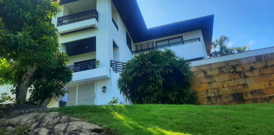 Villa in Ko Samui, Thailand 4 bedrooms № 156842