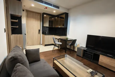 Studio in the Condo in Ratchathewi, Bangkok, Thailand № 156843