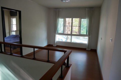 House in Hang Dong, Thailand 4 bedrooms № 173337 - photo 11