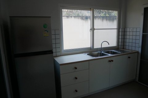 House in Hang Dong, Thailand 4 bedrooms № 173337 - photo 6