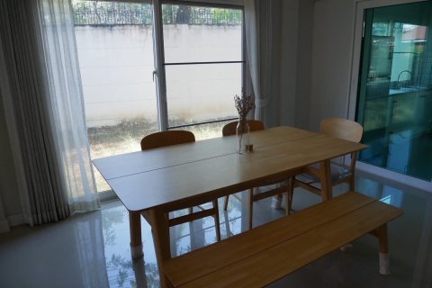 House in Hang Dong, Thailand 4 bedrooms № 173337 - photo 4