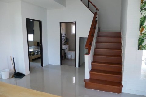 House in Hang Dong, Thailand 4 bedrooms № 173337 - photo 7