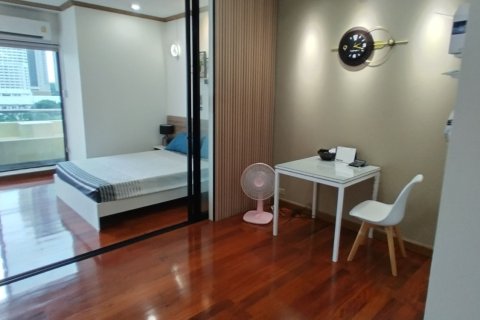 Condo à Khlong San, Bangkok, Thaïlande, 2 chambres  № 173338 - photo 7