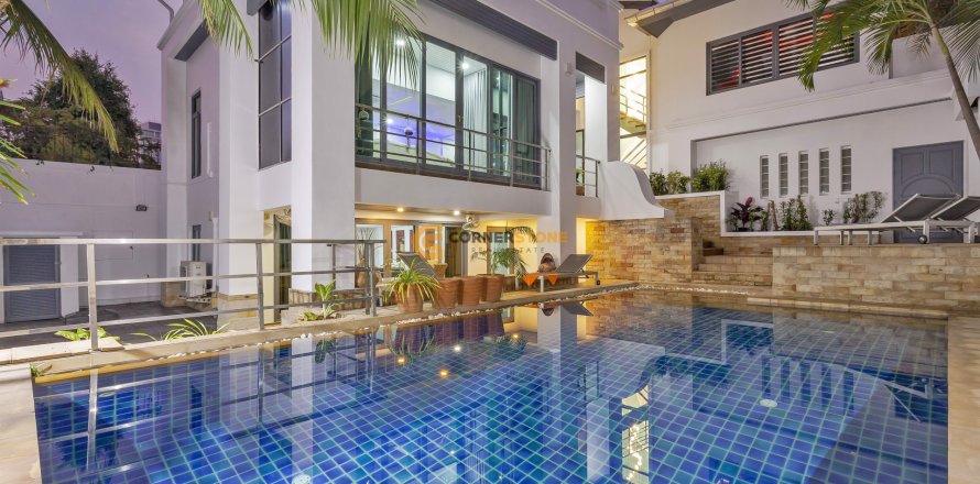 Studio sur Jomtien Beach, Pattaya, Thaïlande № 177839