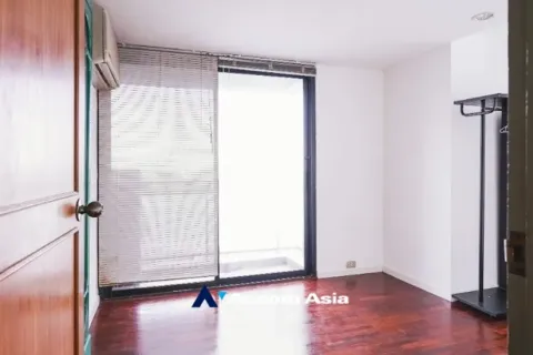 Duplex in Bang Na, Bangkok, Thailand 5 Schlafzimmer № 217251 - Foto 4
