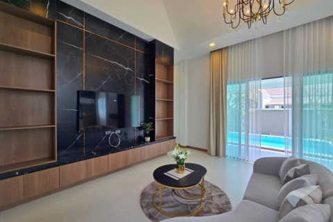 Вилла в Паттайе, Таиланд с 3 спальнями  № 140897 - фото 6