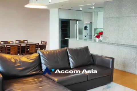 Condo in Sathon, Bangkok, Thailand, 3 bedrooms  № 215341