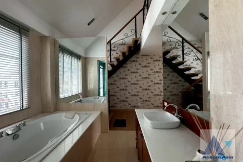 Haus in Watthana, Bangkok, Thailand 4 Schlafzimmer № 215237 - Foto 18