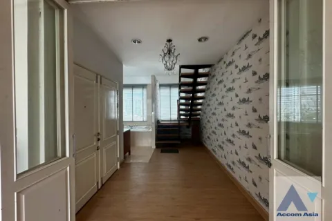 Haus in Watthana, Bangkok, Thailand 4 Schlafzimmer № 215237 - Foto 12