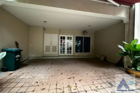 Haus in Watthana, Bangkok, Thailand 4 Schlafzimmer № 215237 - Foto 24