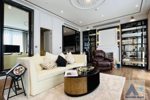 Condo à Pathum Wan, Bangkok, Thaïlande, 3 chambres  № 215239