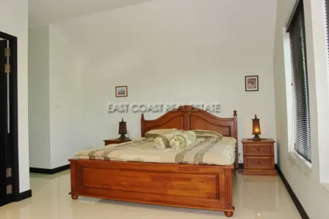 Haus in Pattaya, Thailand 3 Schlafzimmer № 213955 - Foto 16