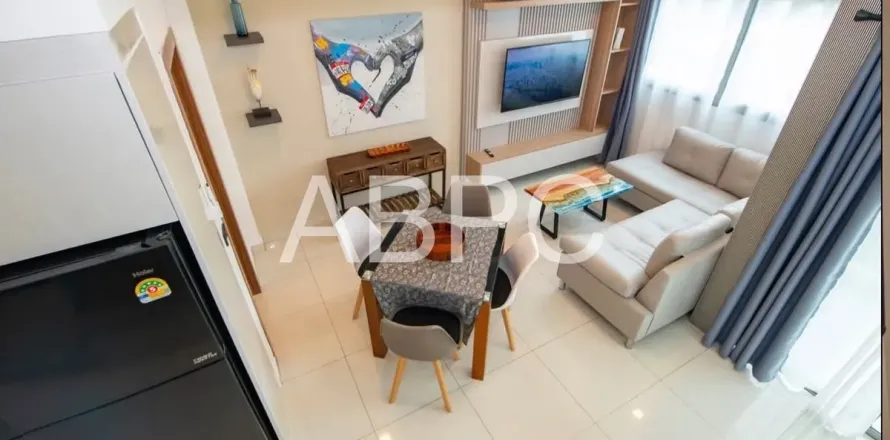 Condominio de 2 dormitorios en Jomtien Beach, Pattaya, Tailandia № 211696