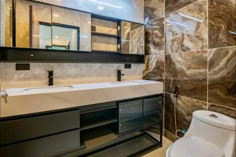 Condominio de 2 dormitorios en Jomtien Beach, Pattaya, Tailandia № 211697 - foto 20