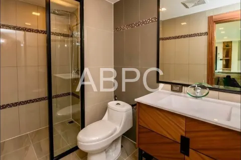 Condominio de 2 dormitorios en Jomtien Beach, Pattaya, Tailandia № 211697 - foto 8