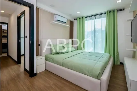 Condominio de 2 dormitorios en Jomtien Beach, Pattaya, Tailandia № 211697 - foto 9