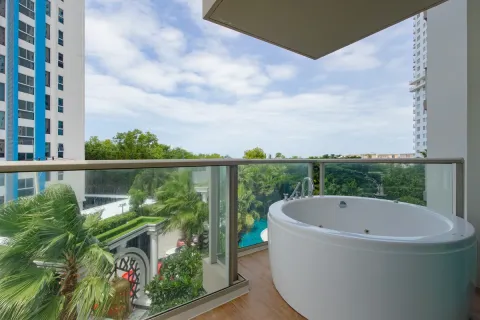 Condominio de 1 dormitorio en Pattaya, Tailandia № 211695 - foto 15