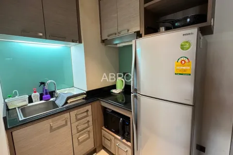 Condominio de 1 dormitorio en Pattaya, Tailandia № 211699 - foto 2