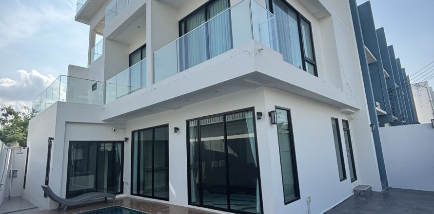 Villa à Hua Hin, Thaïlande 4 chambres № 157317