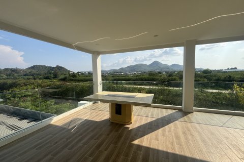 Villa à Hua Hin, Thaïlande 4 chambres № 157317 - photo 17