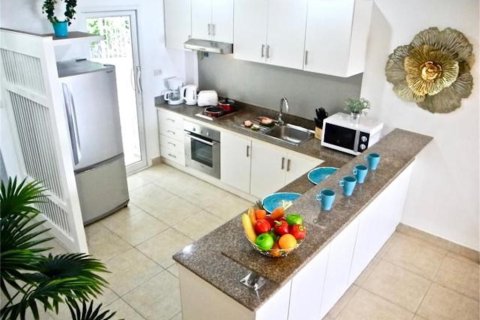 Квартира в Кату, Таиланд с 2 спальнями № 157320 - фото 4