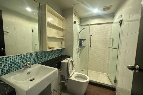 Condo à Din Daeng, Bangkok, Thaïlande, 2 chambres № 159262 - photo 5