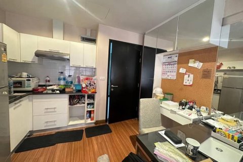 Condo à Din Daeng, Bangkok, Thaïlande, 2 chambres № 159262 - photo 3