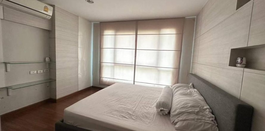 Condo à Din Daeng, Bangkok, Thaïlande, 2 chambres № 159262