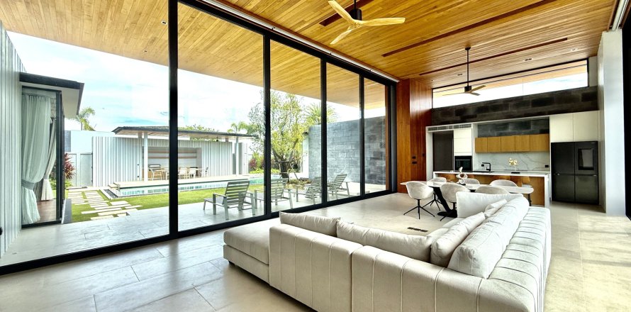 Villa à Phuket, Thaïlande 4 chambres № 156018