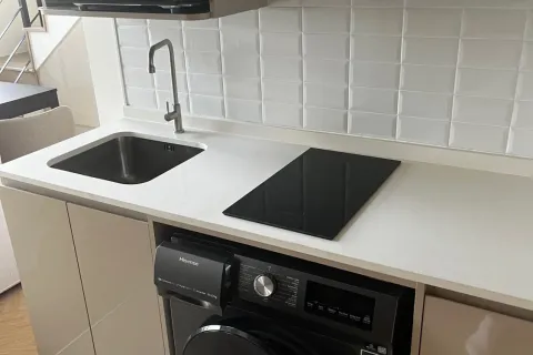 Studio dans le Condo à Bangkok, Thaïlande  № 156019 - photo 2