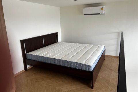 Studio dans le Condo à Bangkok, Thaïlande  № 156019 - photo 4