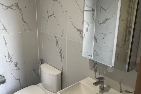 Studio dans le Condo à Bangkok, Thaïlande  № 156019 - photo 5