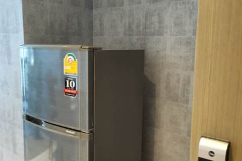 Студия в кондо в Банг Раке, Бангкок, Таиланд № 156022 - фото 6