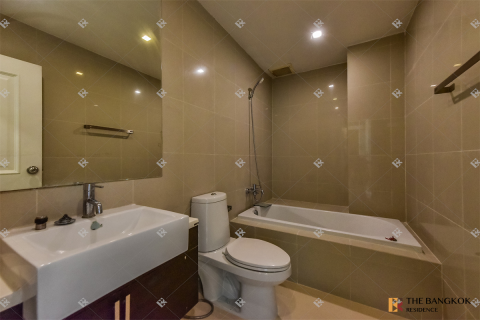 Condo in Bangkok, Thailand, 3 bedrooms № 226094 - photo 4