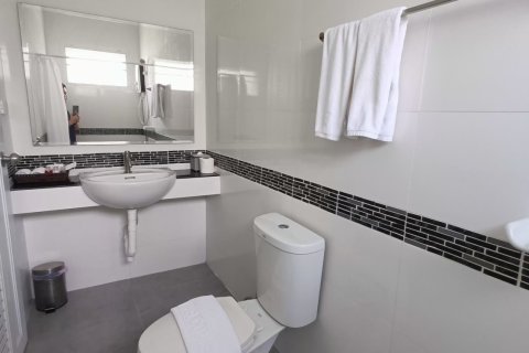 House in Hua Hin, Thailand 8 bedrooms № 169507 - photo 10