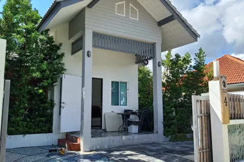 House in Hua Hin, Thailand 8 bedrooms № 169507 - photo 2