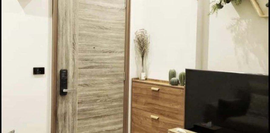 Studio dans le Condo à Khlong Toei, Bangkok, Thaïlande  № 169508