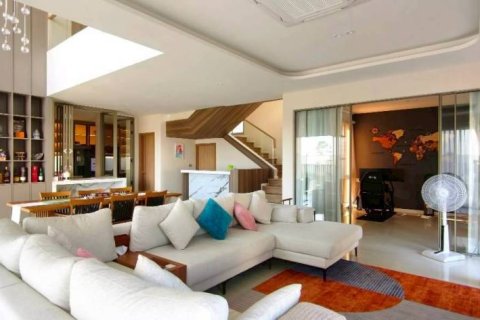 Дом в Паттайе, Таиланд с 4 спальнями  № 156788 - фото 5