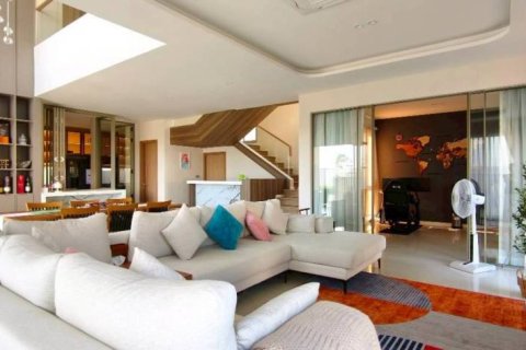 Дом в Паттайе, Таиланд с 4 спальнями  № 156788 - фото 4