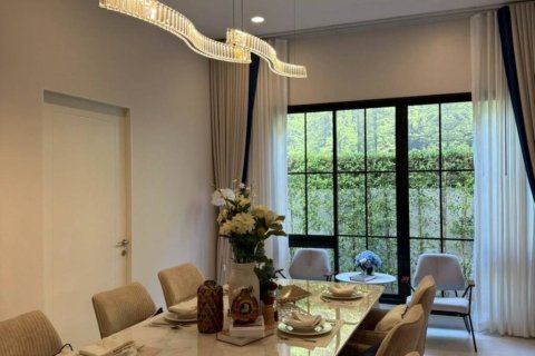 Дом в Бангкоке, Таиланд с 4 спальнями  № 156791 - фото 5